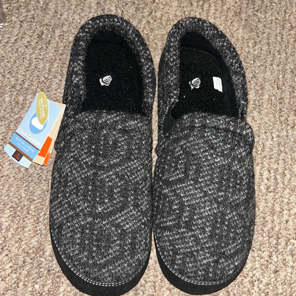 Acorn house slippers size 14-15